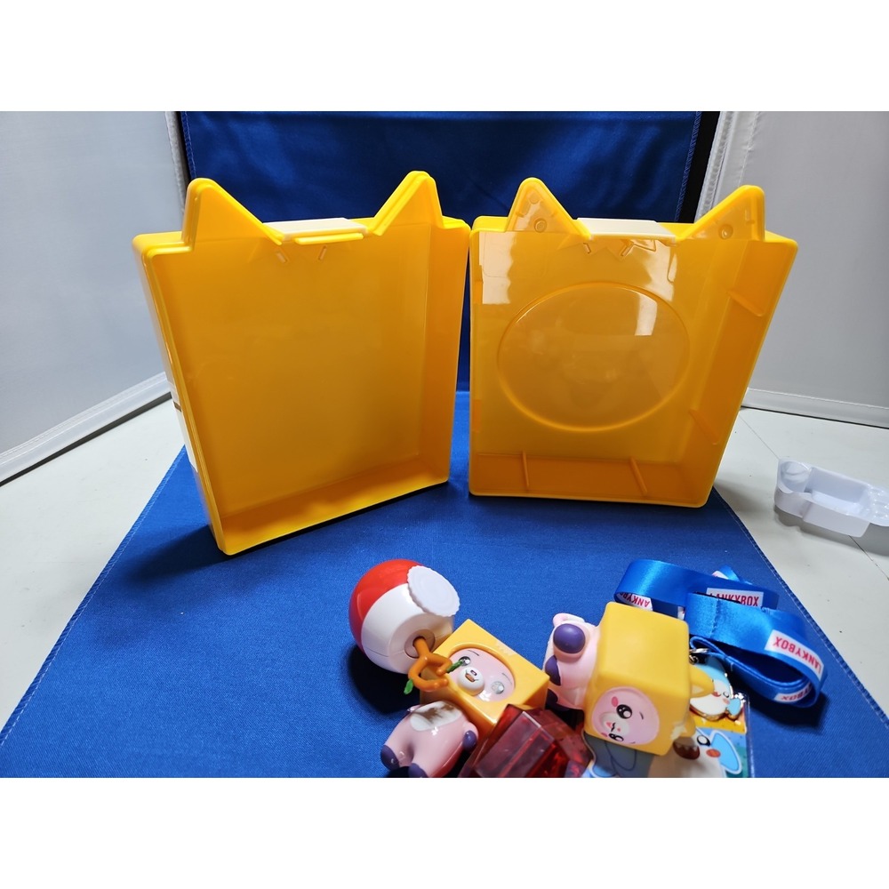 LankyBox Toy Lot Figures Foxy Ruby Rocky Thicc Shark Baby Foxy Squishy - Picture 8 of 8
